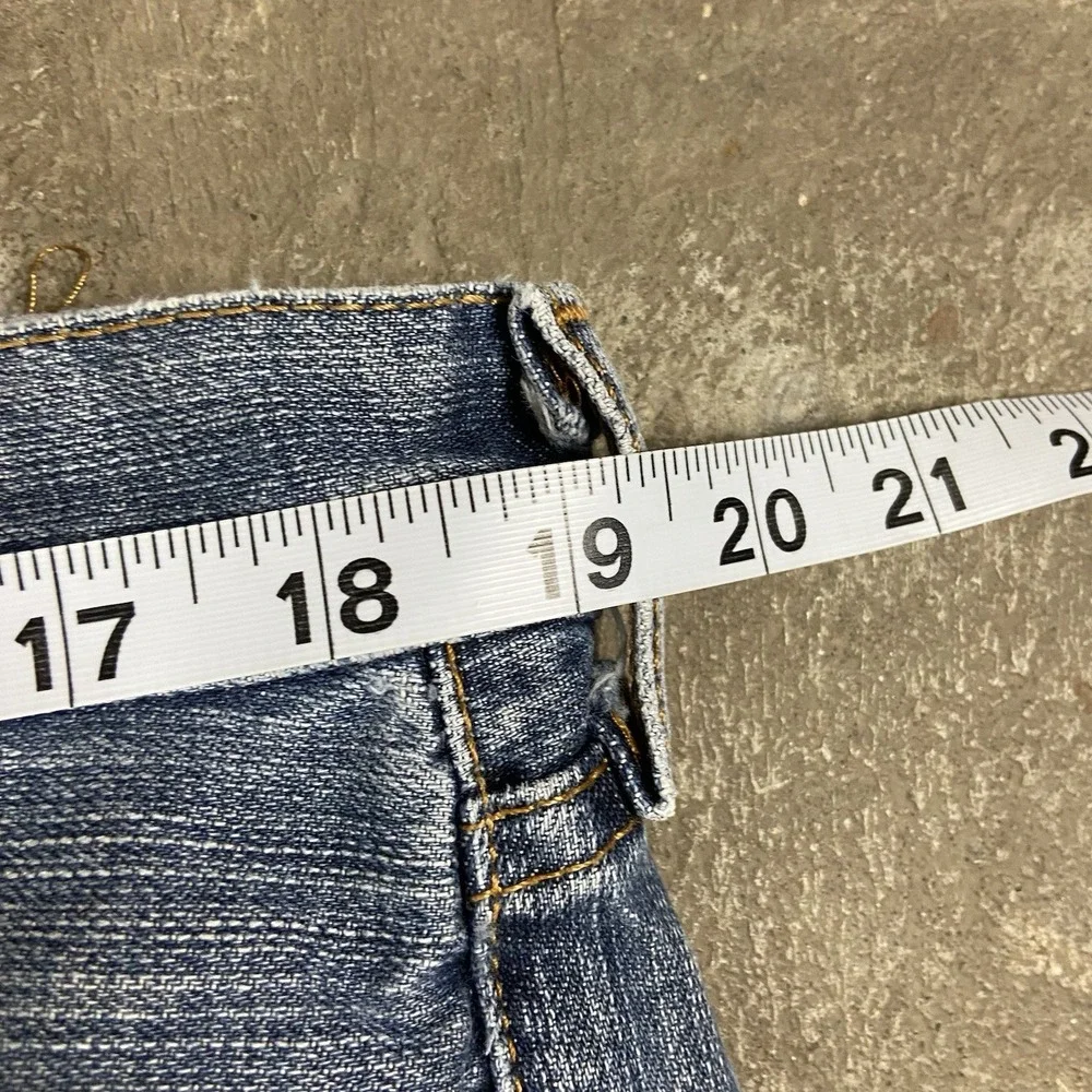 Levi's 505 Jeans Size 38x32 Blue Denim Medium Wash Classic Straight Fit Casual